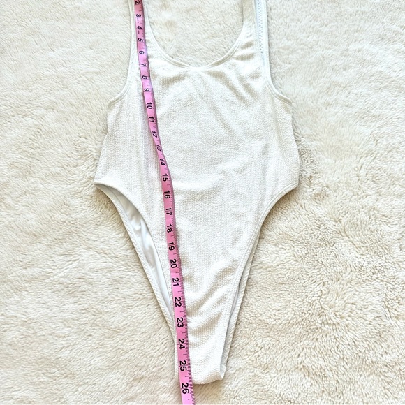 Women one piece swimsuit size S - Picture 4 of 4